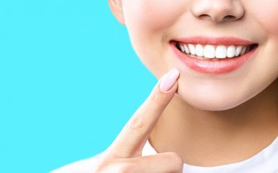 The Ultimate Guide to Teeth Whitening: Get a Brighter Smile